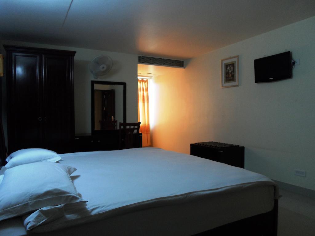 Hôtel Psr à Tirupati Extérieur photo
